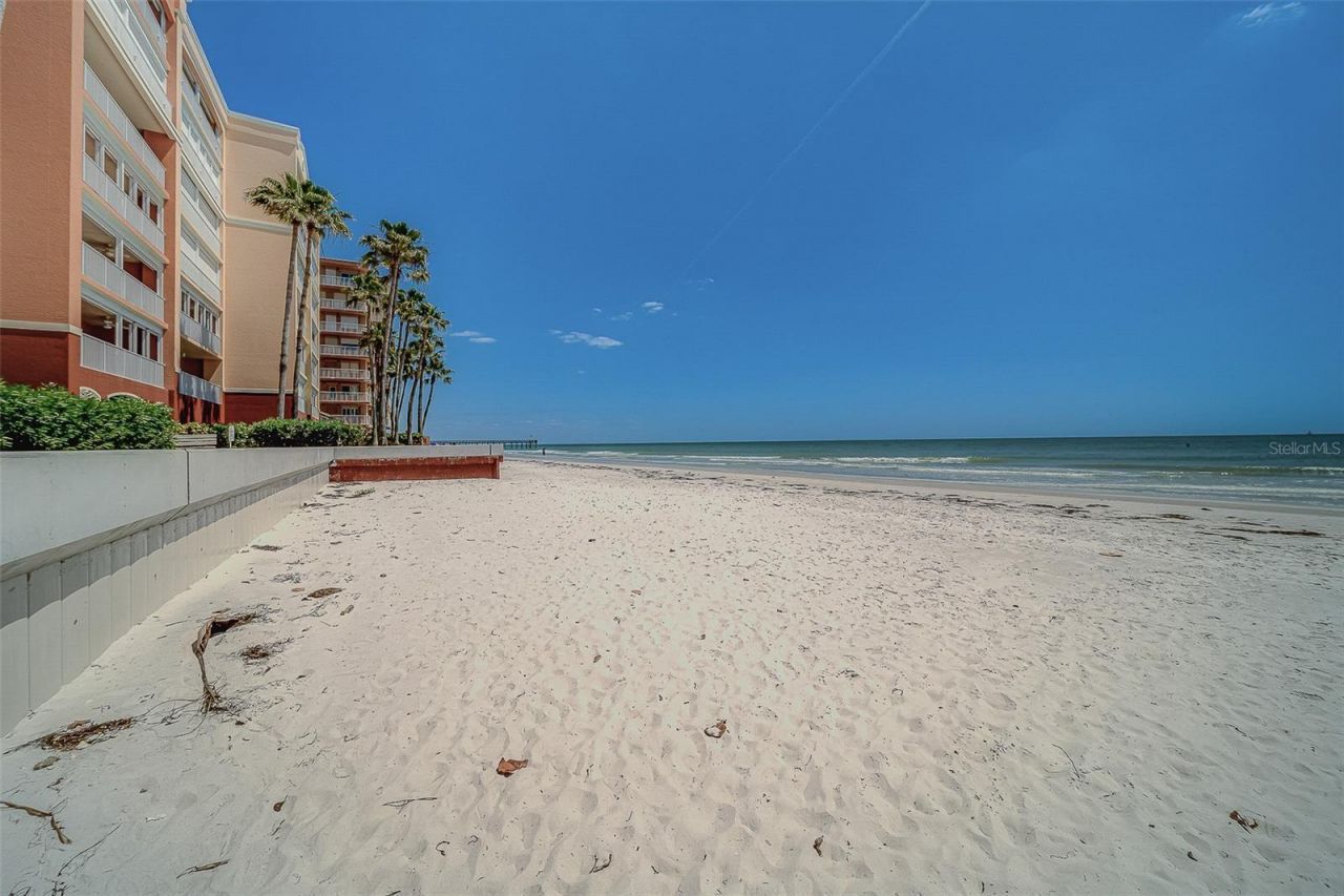 16450 Gulf Boulevard, Unit 565, North Redington Beach, FL 33708 Photo