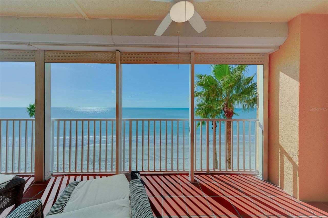 16450 Gulf Boulevard, Unit 565, North Redington Beach, FL 33708 Photo