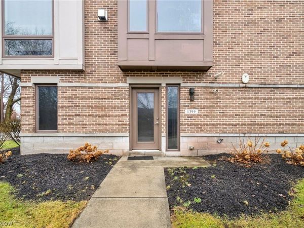 1399 Slate Court, Cleveland Heights, OH 44118