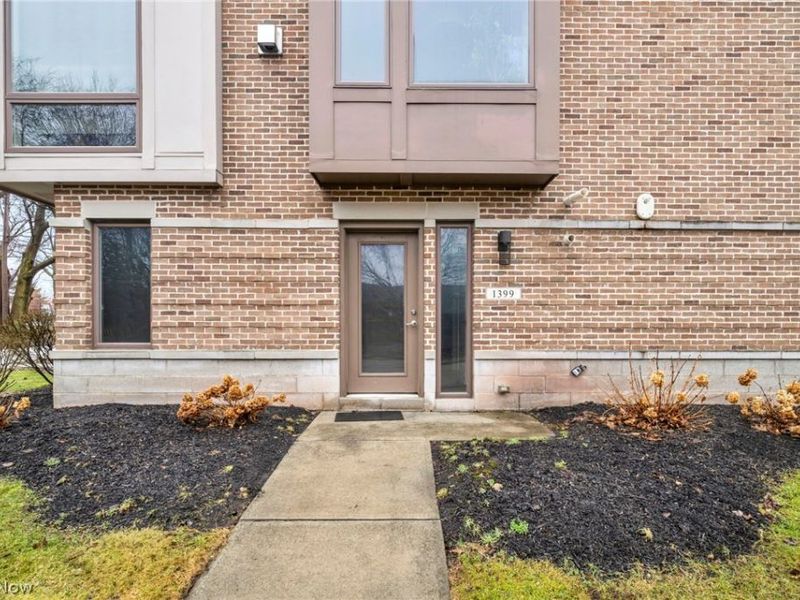 1399 Slate Court, Cleveland Heights, OH 44118 Photo 1