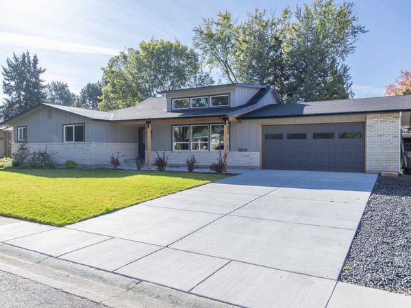 5231 N Sorrento Dr, Boise, ID 83704
