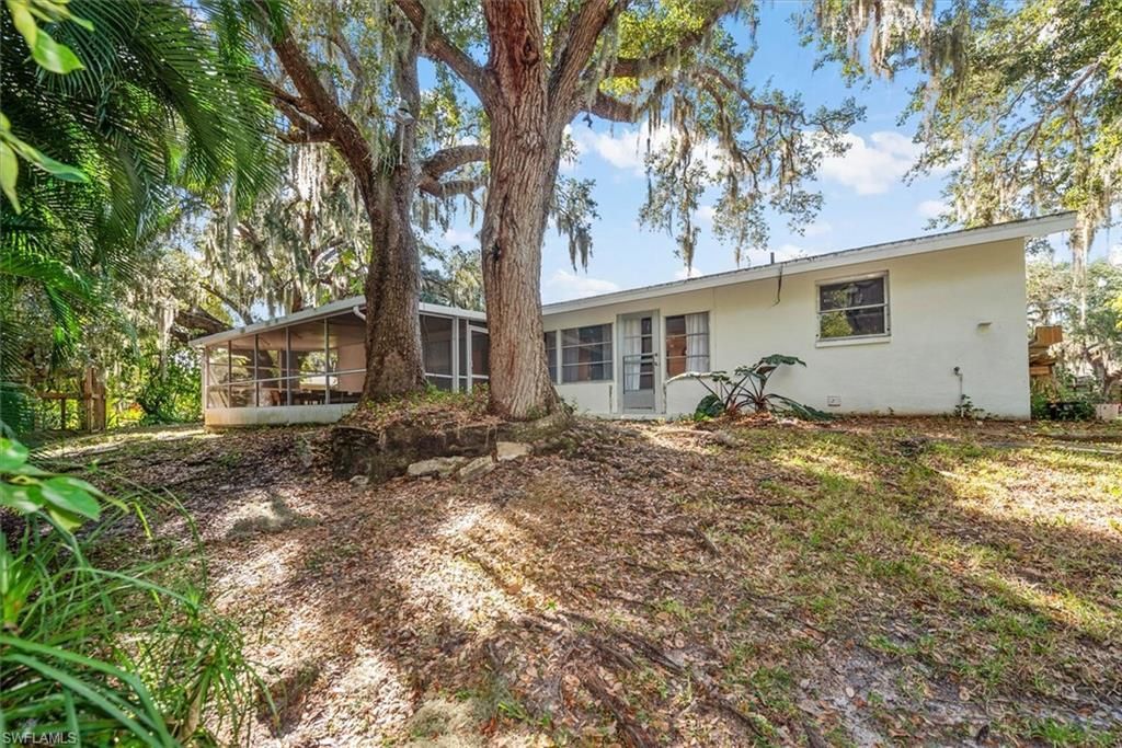 2466 N Westwood Dr, North Fort Myers, FL 33917 Photo