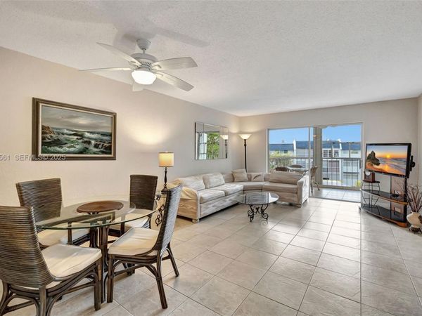 7897 Golf Cir Dr , Unit 309, Margate, FL 33063