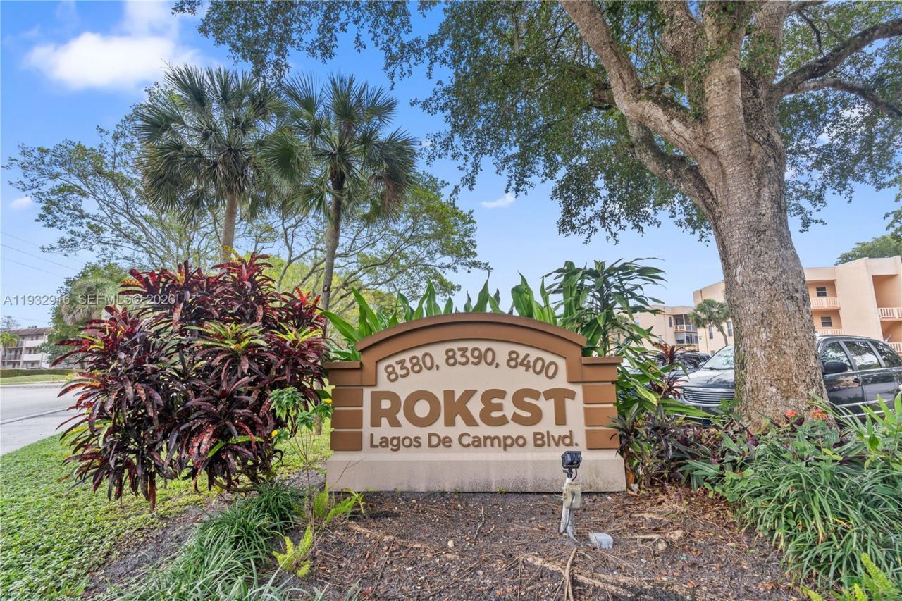 8400 Lagos De Campo Blvd, Unit 312, Tamarac, FL 33321 Photo