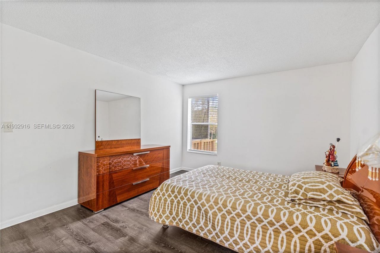 8400 Lagos De Campo Blvd, Unit 312, Tamarac, FL 33321 Photo