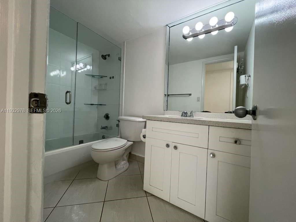 1455 N Treasure Dr, Unit 4L, North Bay Village, FL 33141 Photo