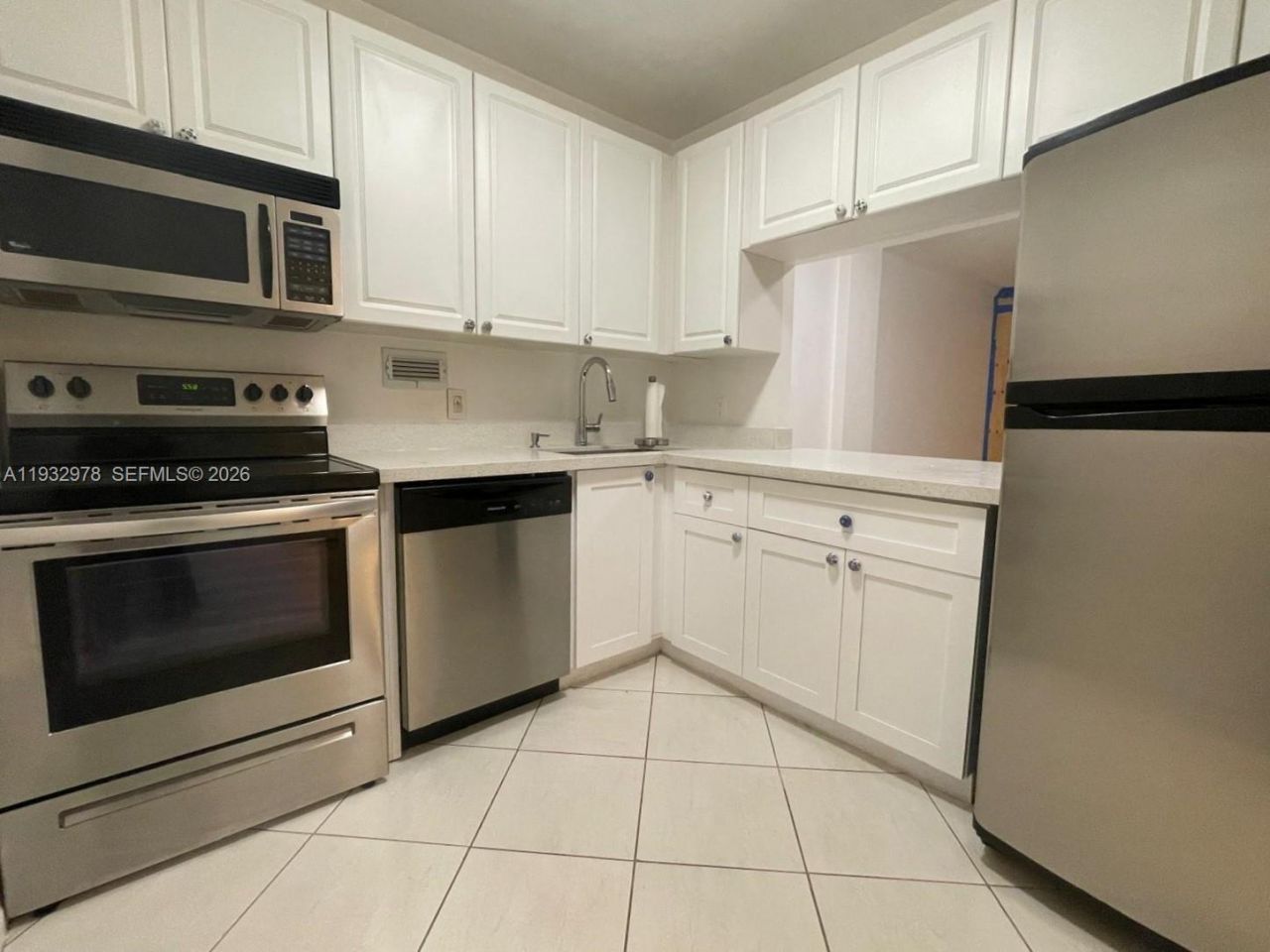 1455 N Treasure Dr, Unit 4L, North Bay Village, FL 33141 Photo