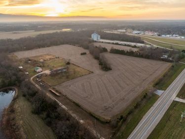 NW B Highway, Urich, MO 64788