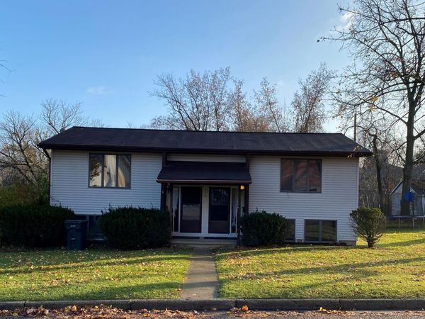 316 N East Street, Unit 1 and 2, Chelsea, MI 48118
