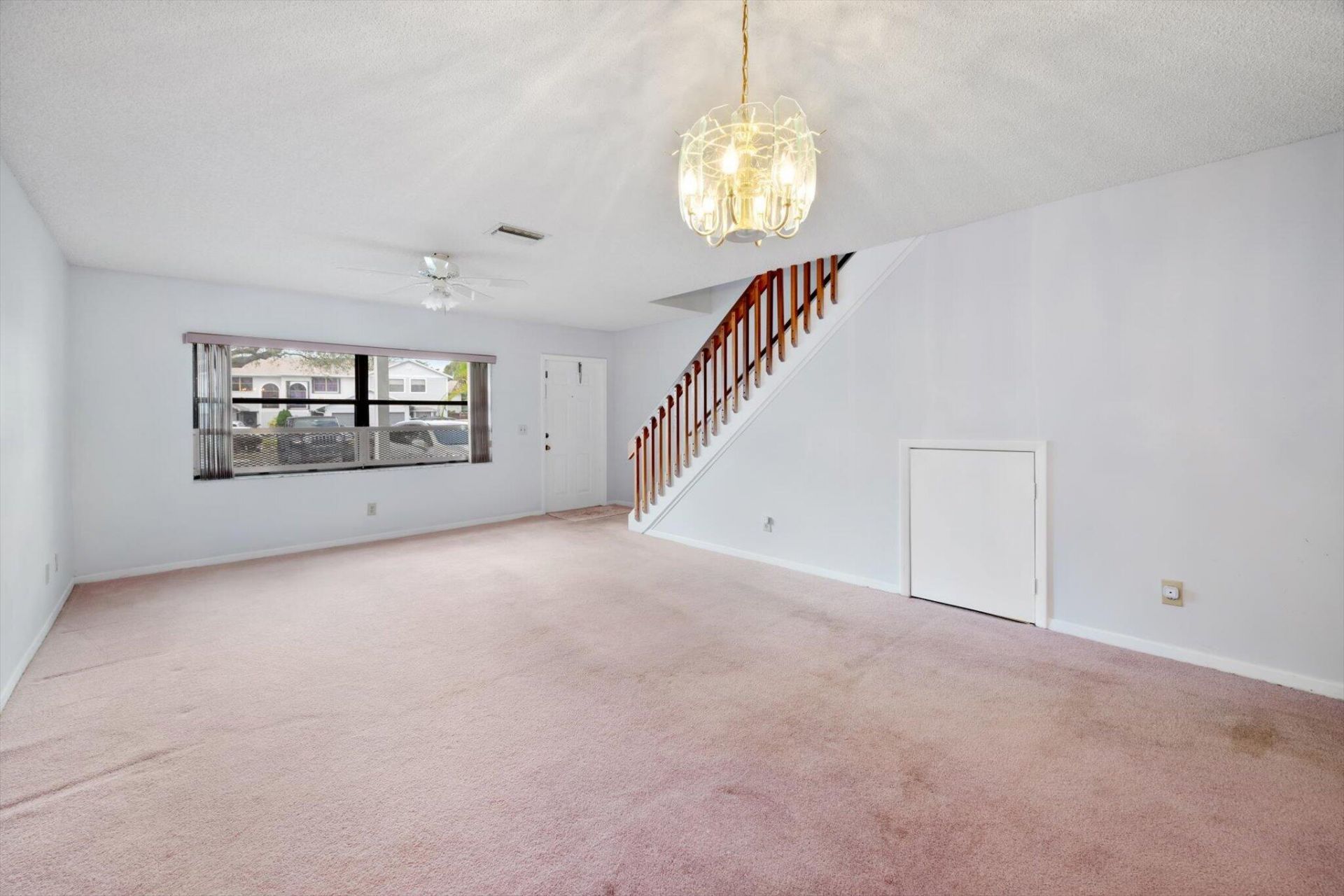 621 NW 105th Way, Pembroke Pines, FL 33026 Photo