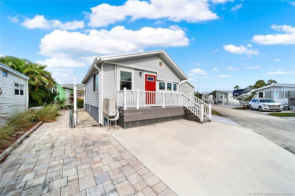 10725 S Ocean Drive, Unit 125, Jensen Beach, FL 34957 Photo