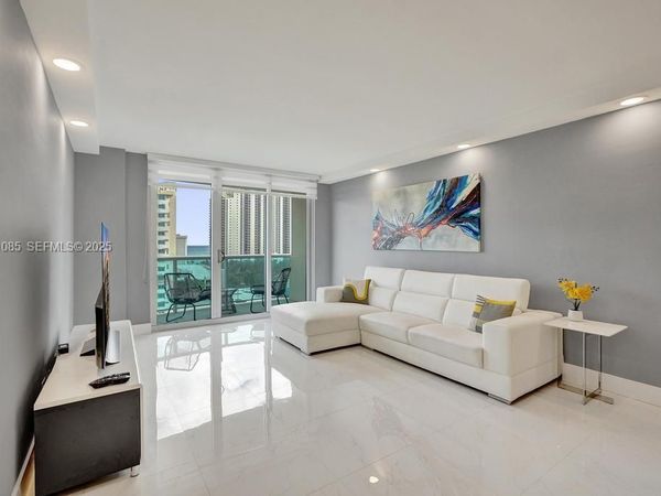 19380 Collins Ave, Unit 1104, Sunny Isles Beach, FL 33160