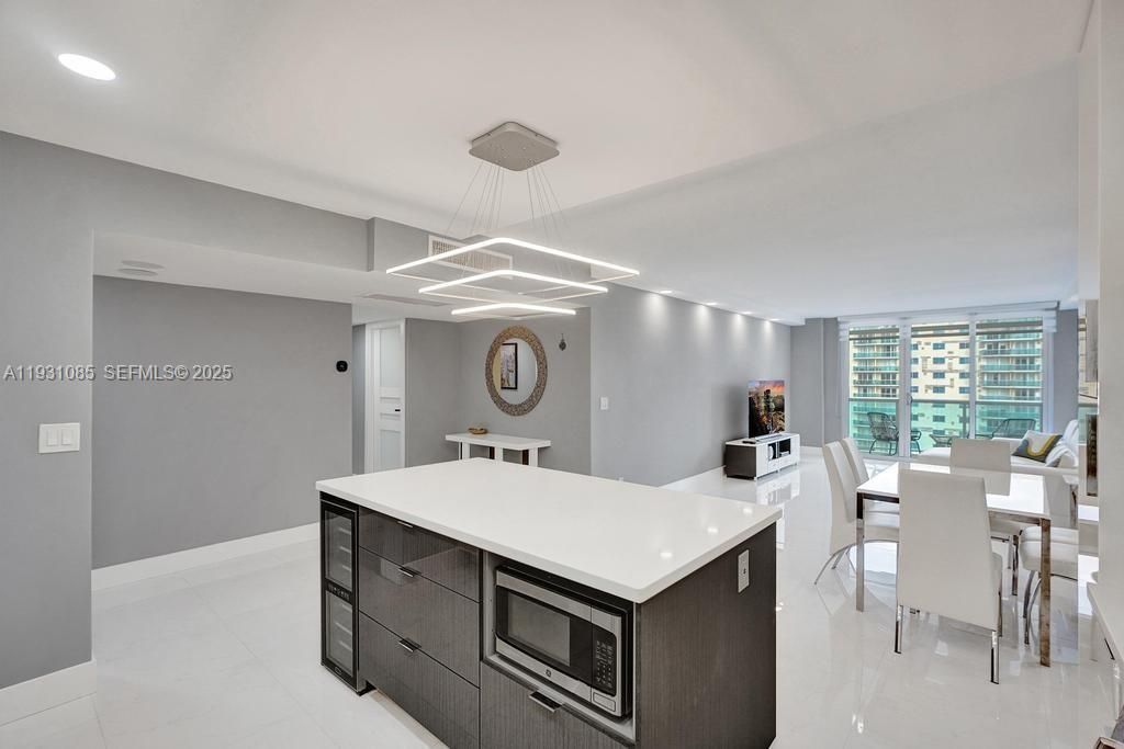 19380 Collins Ave, Unit 1104, Sunny Isles Beach, FL 33160 Photo