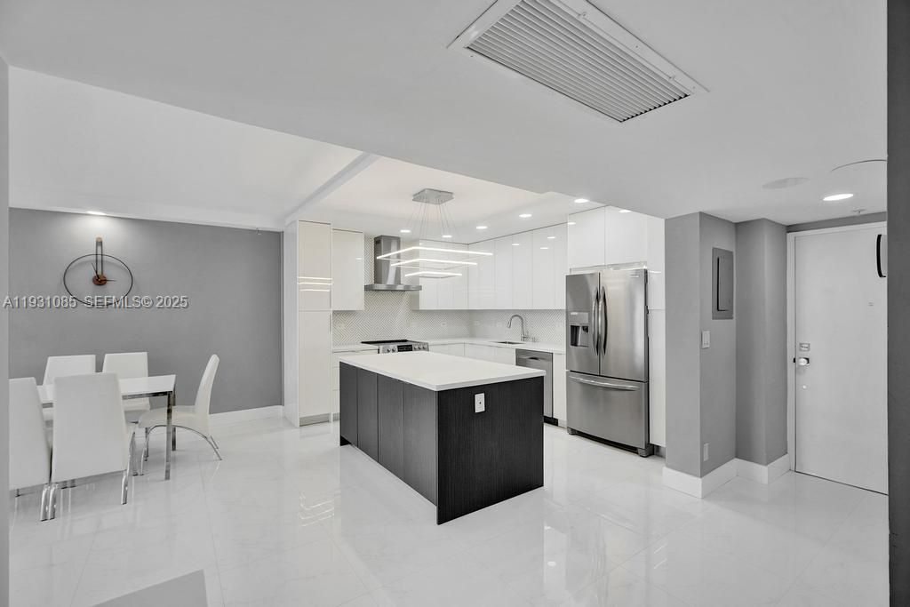 19380 Collins Ave, Unit 1104, Sunny Isles Beach, FL 33160 Photo