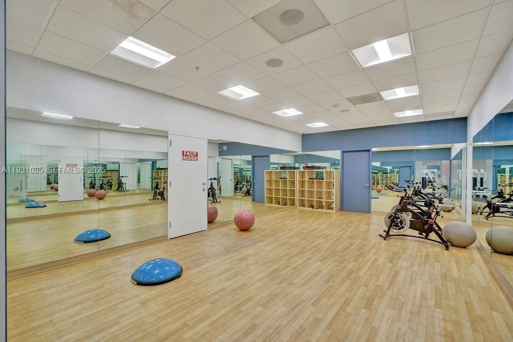 19380 Collins Ave, Unit 1104, Sunny Isles Beach, FL 33160 Photo