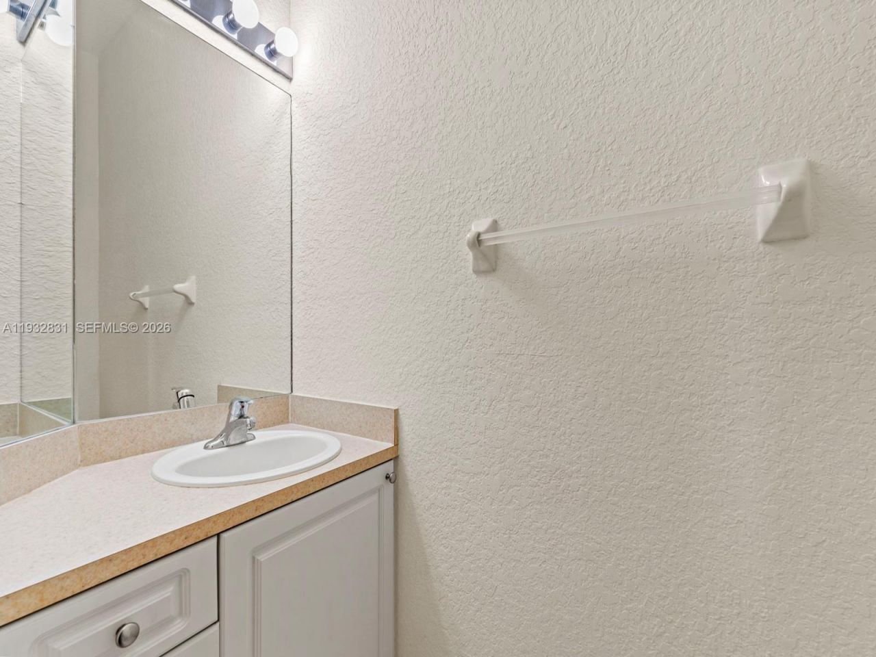 1947 SE 24th Ter, Homestead, FL 33035 Photo