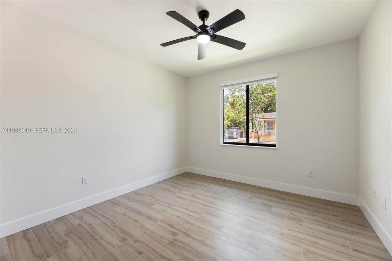 6852-6850 NW 4th Ave, Miami, FL 33150 Photo