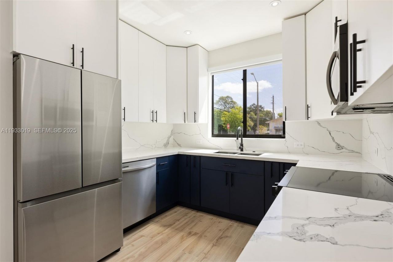 6852-6850 NW 4th Ave , Miami, FL 33150 Photo