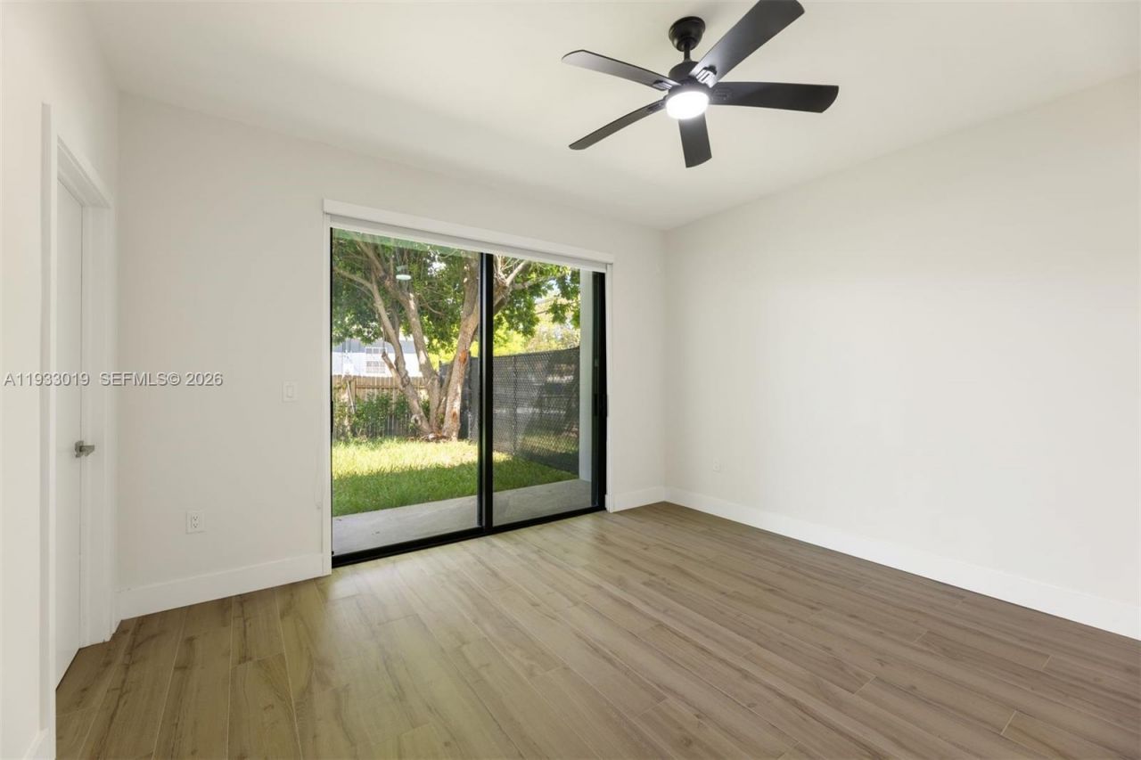 6852-6850 NW 4th Ave, Miami, FL 33150 Photo