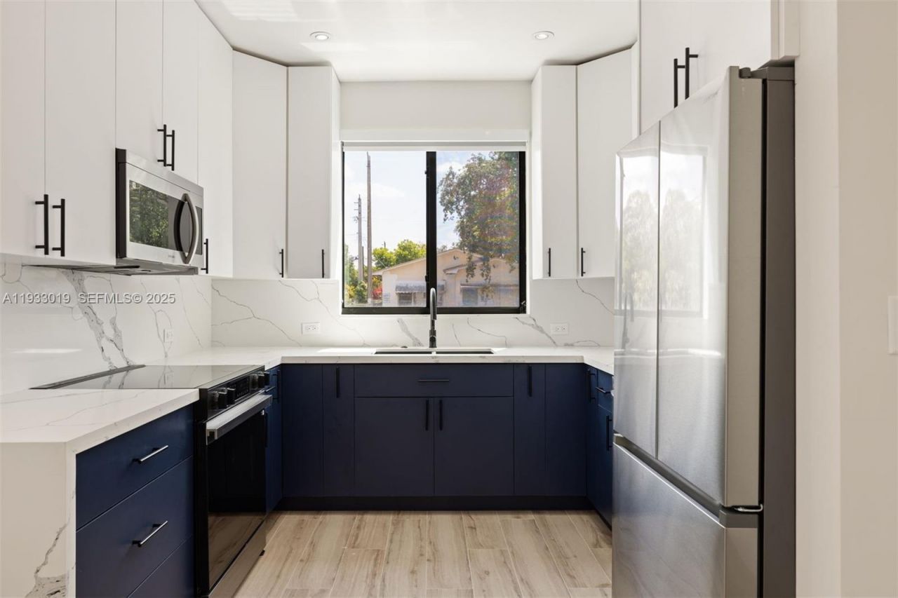 6852-6850 NW 4th Ave , Miami, FL 33150 Photo