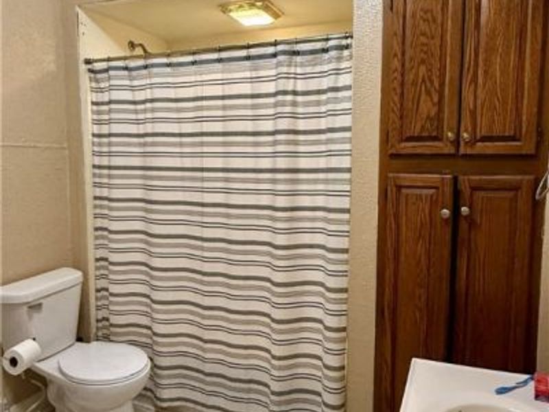 214 N Dawson Street, Uhrichsville, OH 44683 Photo 10