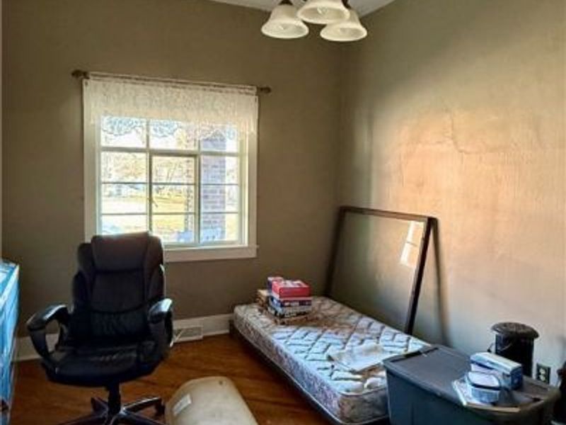 214 N Dawson Street, Uhrichsville, OH 44683 Photo 11