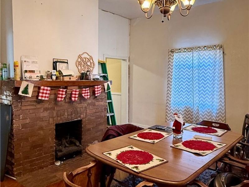 214 N Dawson Street, Uhrichsville, OH 44683 Photo 6