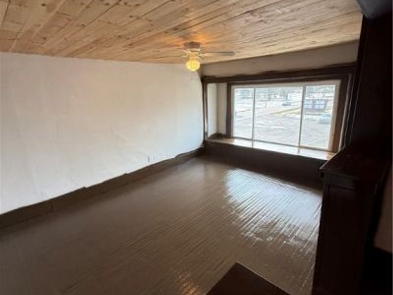 5037 Wilson Sharpsville Road, Unit 4, Fowler, OH 44418 Photo 5