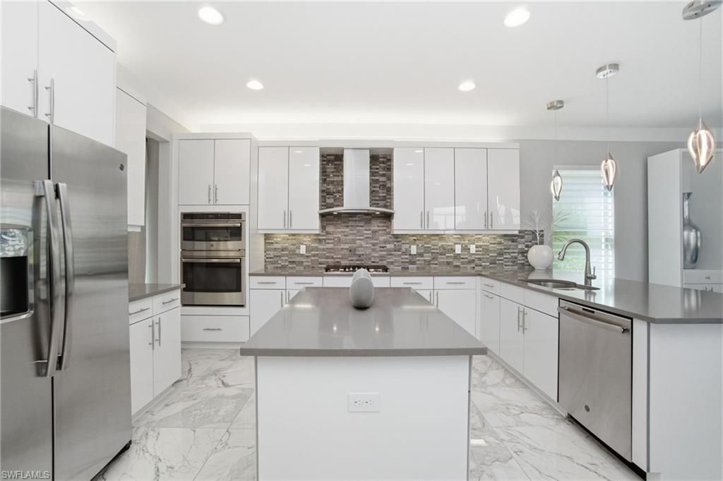 4654 Kensington Cir, Naples, FL 34119 Photo