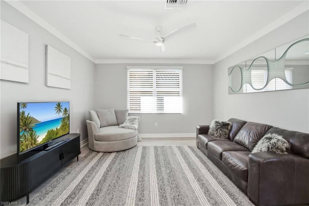 4654 Kensington Cir, Naples, FL 34119 Photo