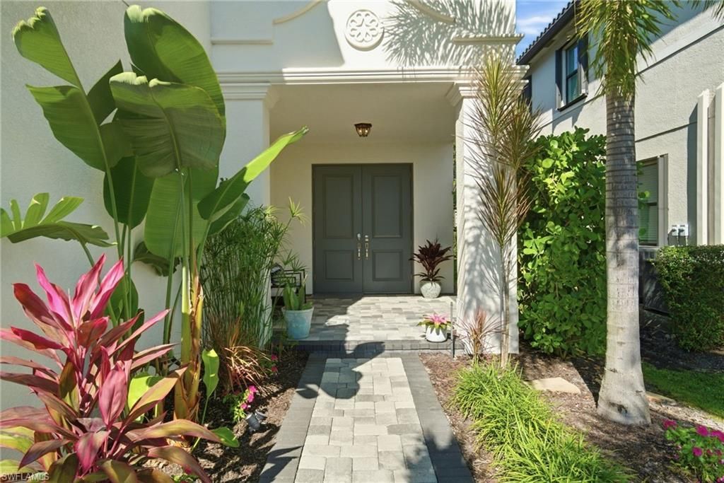 4654 Kensington Cir, Naples, FL 34119 Photo