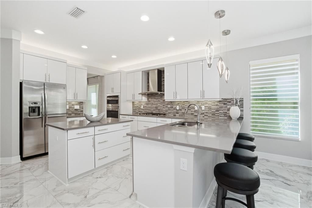 4654 Kensington Cir, Naples, FL 34119 Photo