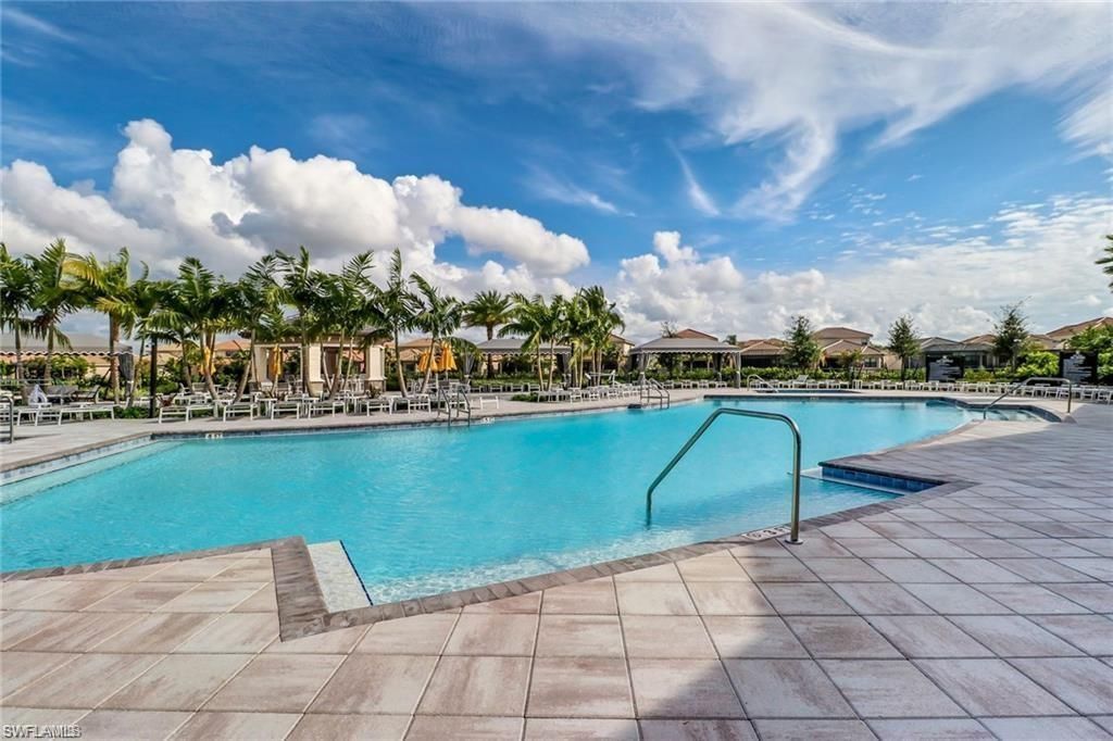 4654 Kensington Cir, Naples, FL 34119 Photo