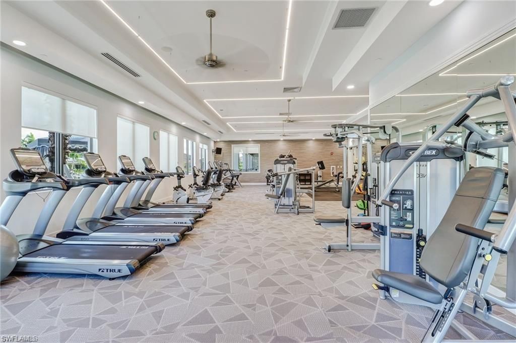 4654 Kensington Cir, Naples, FL 34119 Photo