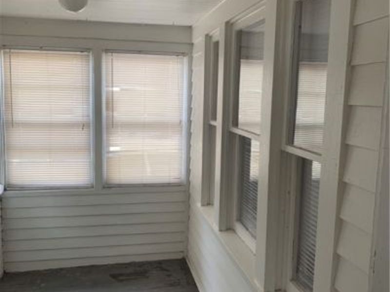 18606 Cherokee Avenue, Cleveland, OH 44119 Photo 13