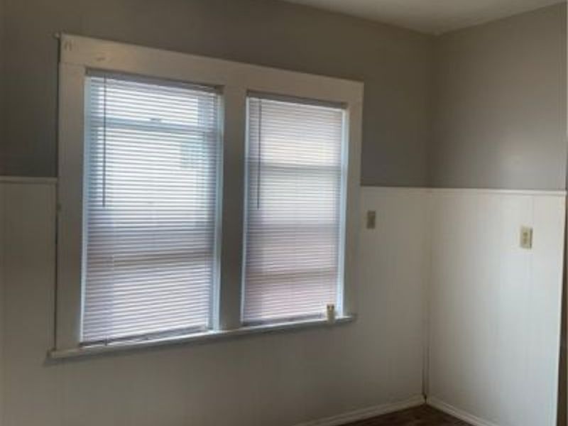 18606 Cherokee Avenue, Cleveland, OH 44119 Photo 9