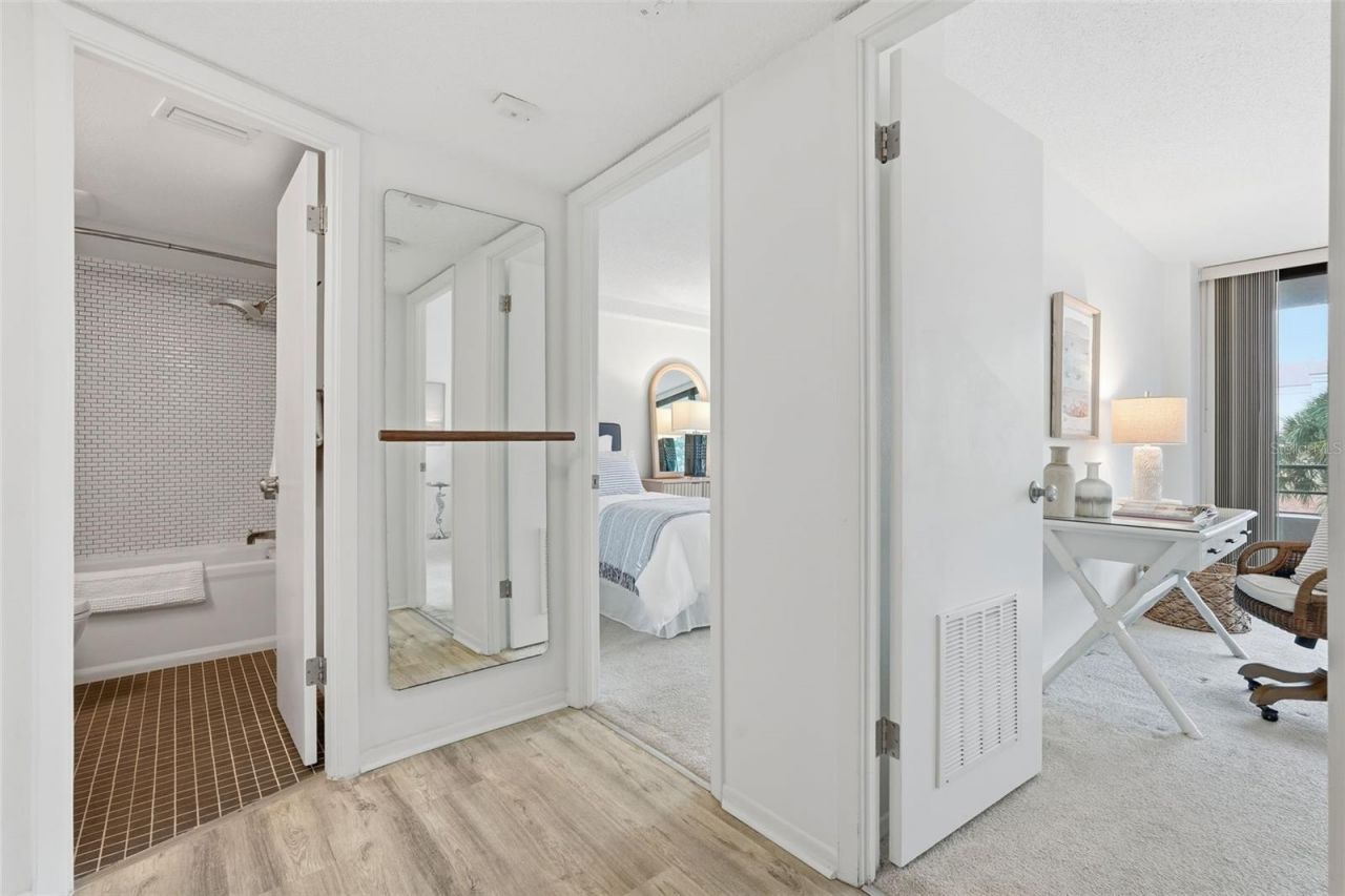 6415 Midnight Pass Road, Unit 211, Sarasota, FL 34242 Photo