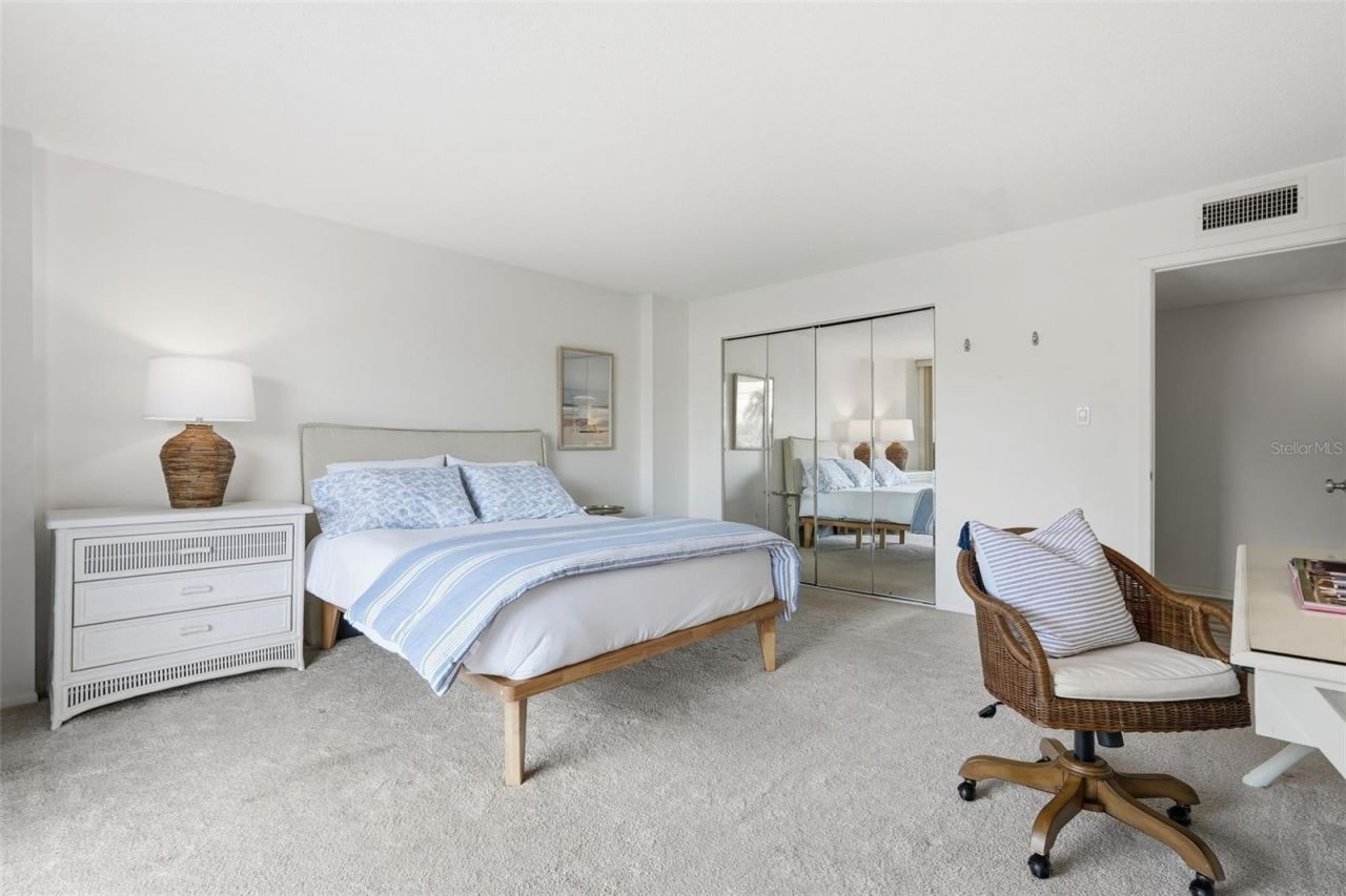 6415 Midnight Pass Road, Unit 211, Sarasota, FL 34242 Photo