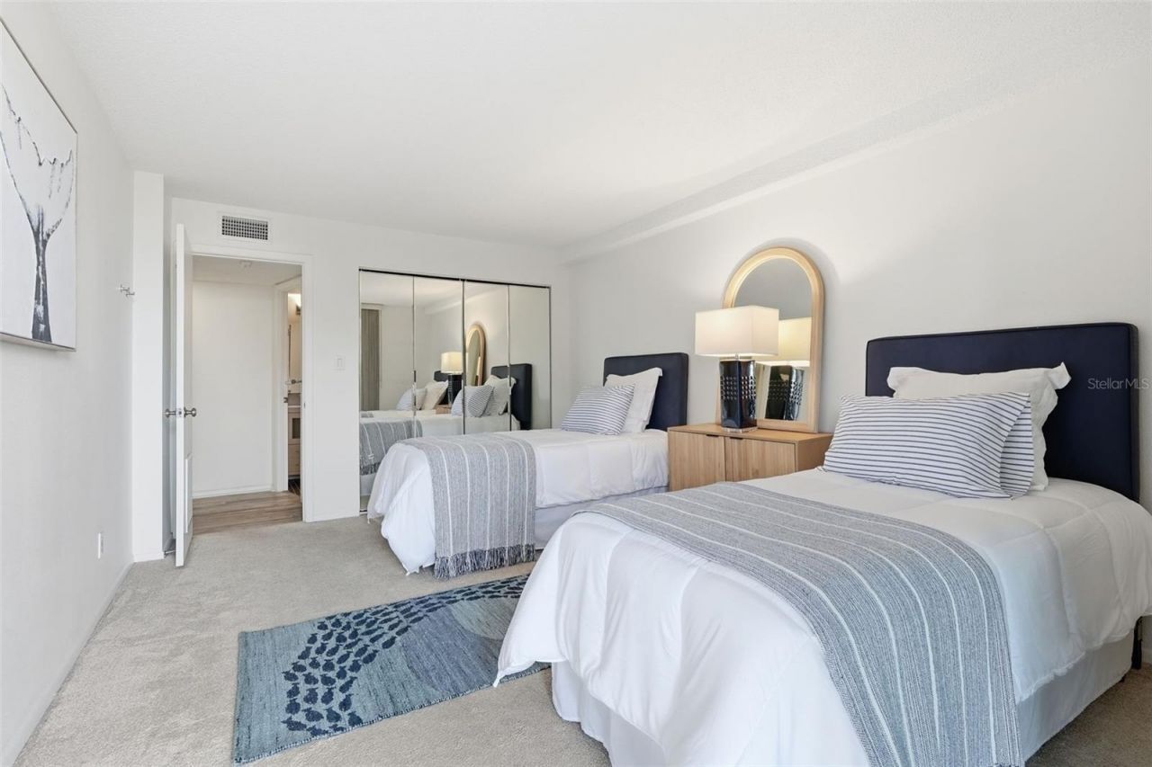 6415 Midnight Pass Road, Unit 211, Sarasota, FL 34242 Photo