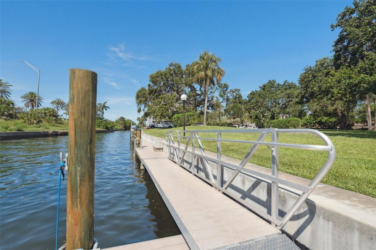 6415 Midnight Pass Road, Unit 211, Sarasota, FL 34242 Photo