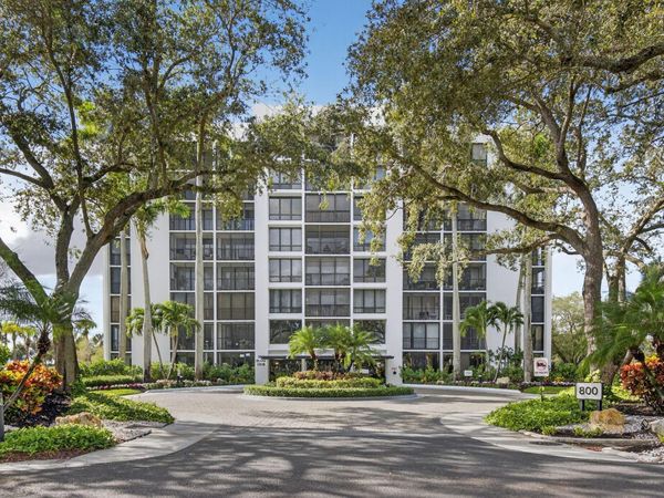7819 Lakeside Boulevard, Unit 812, Boca Raton, FL 33434