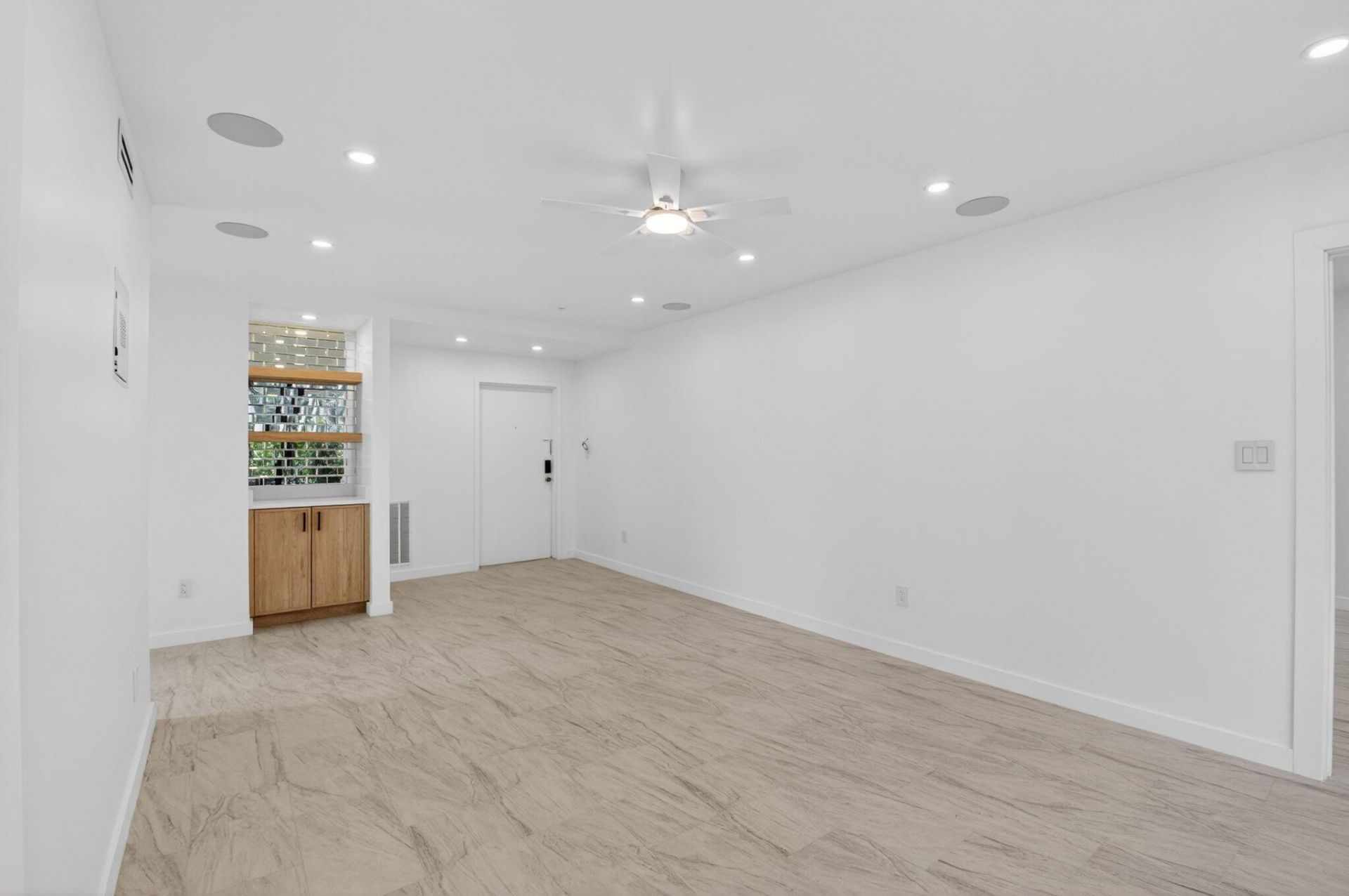 7819 Lakeside Boulevard, Unit 812, Boca Raton, FL 33434 Photo