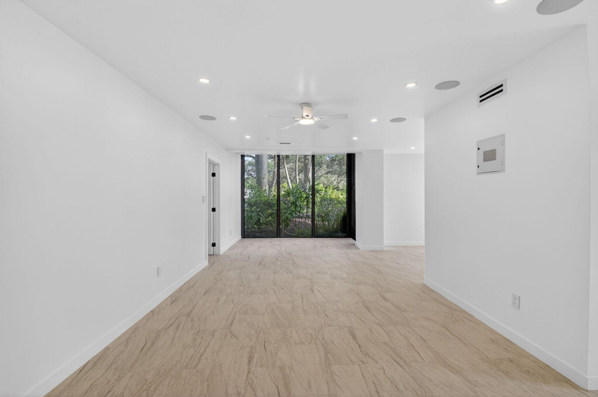 7819 Lakeside Boulevard, Unit 812, Boca Raton, FL 33434 Photo