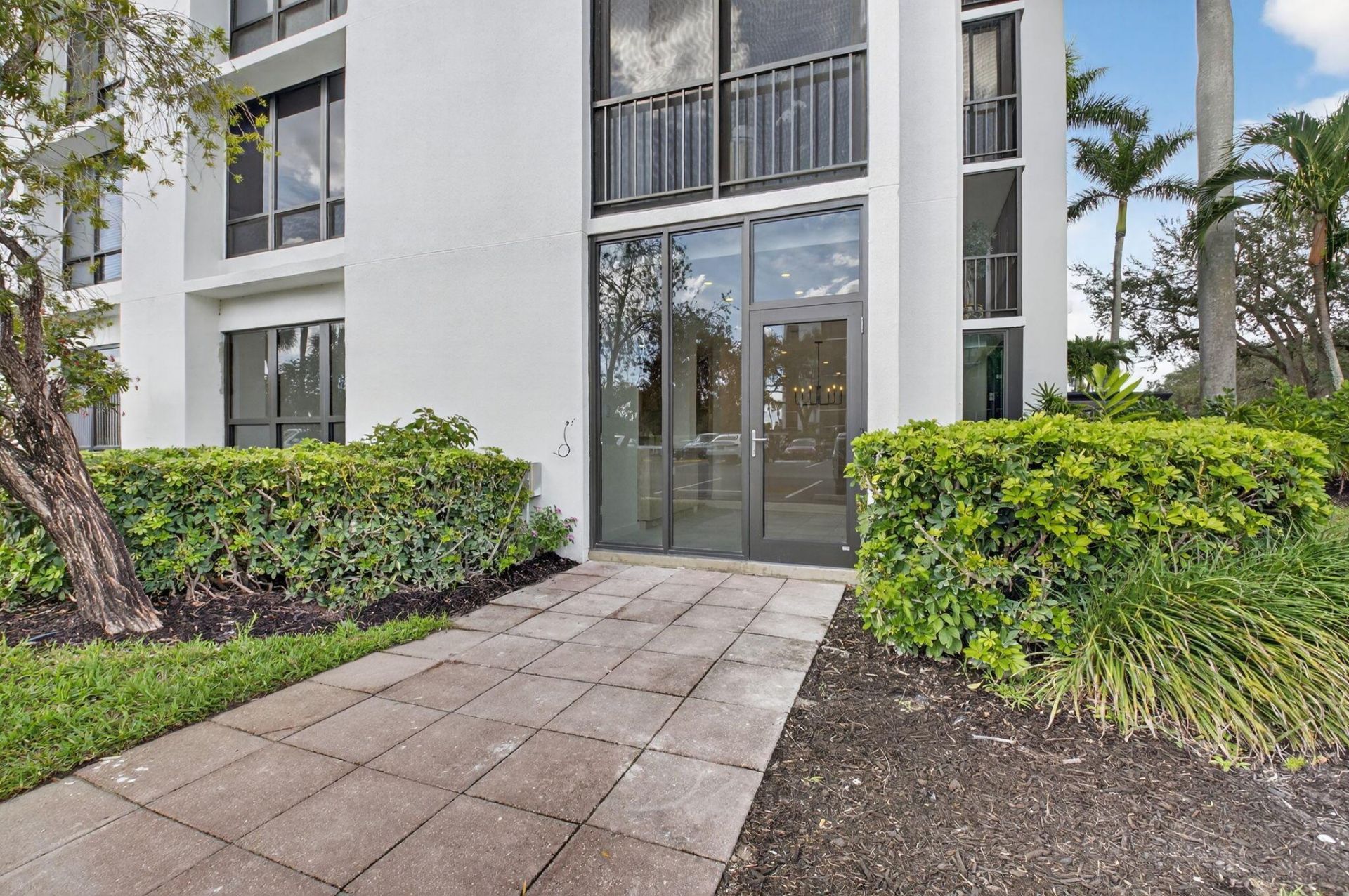 7819 Lakeside Boulevard, Unit 812, Boca Raton, FL 33434 Photo