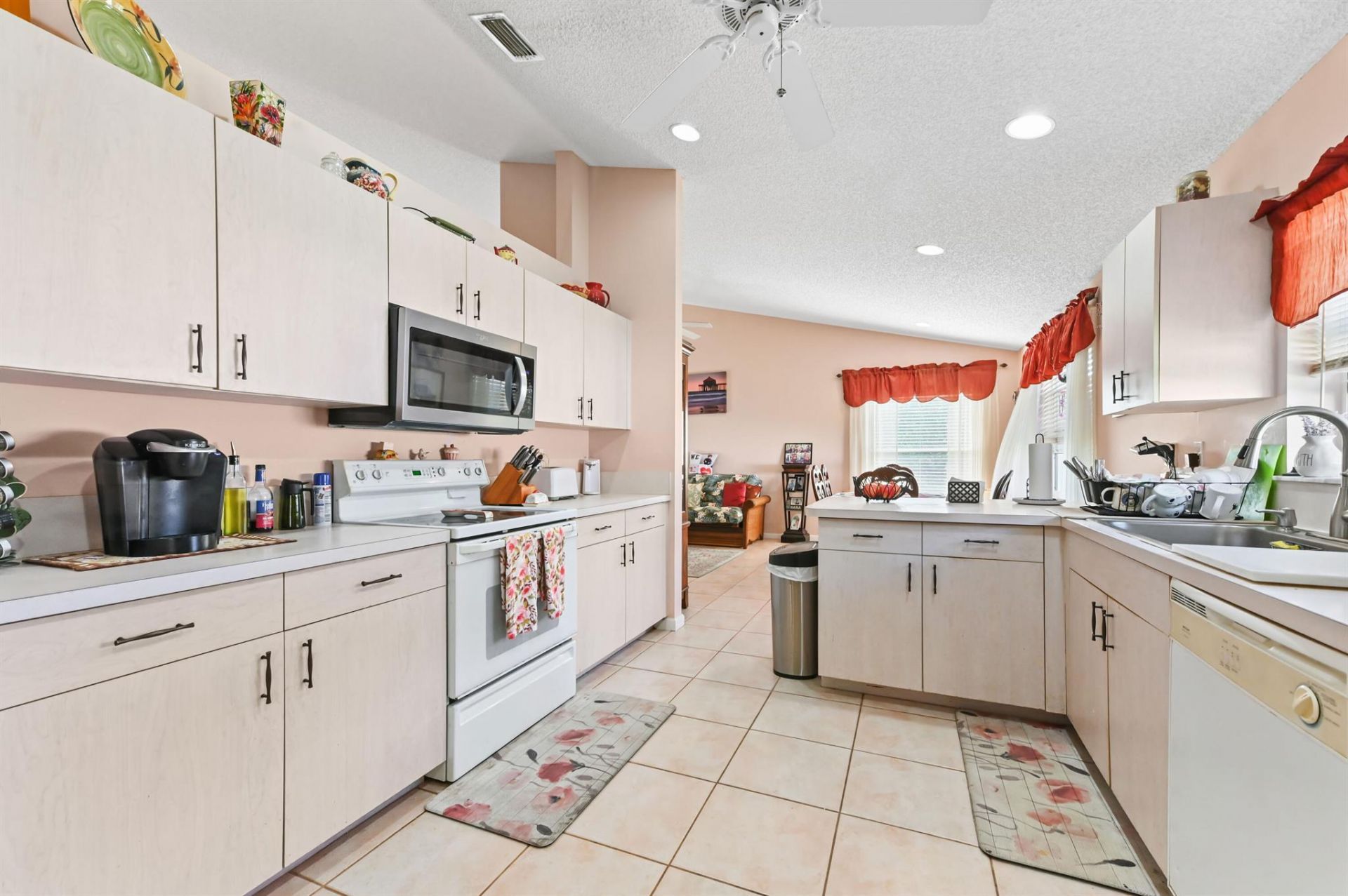 5193 Robino Circle, West Palm Beach, FL 33417 Photo