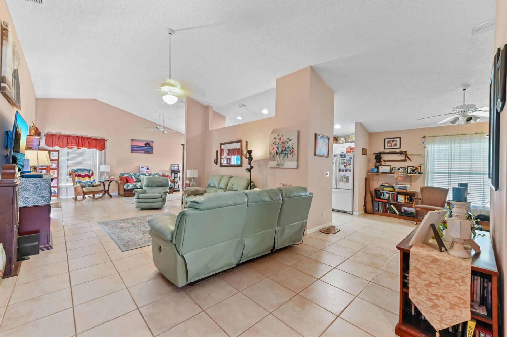 5193 Robino Circle, West Palm Beach, FL 33417 Photo