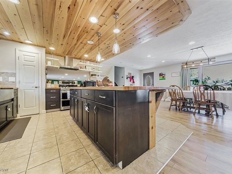 718 Northfork Way, Brunswick, OH 44212 Photo 7