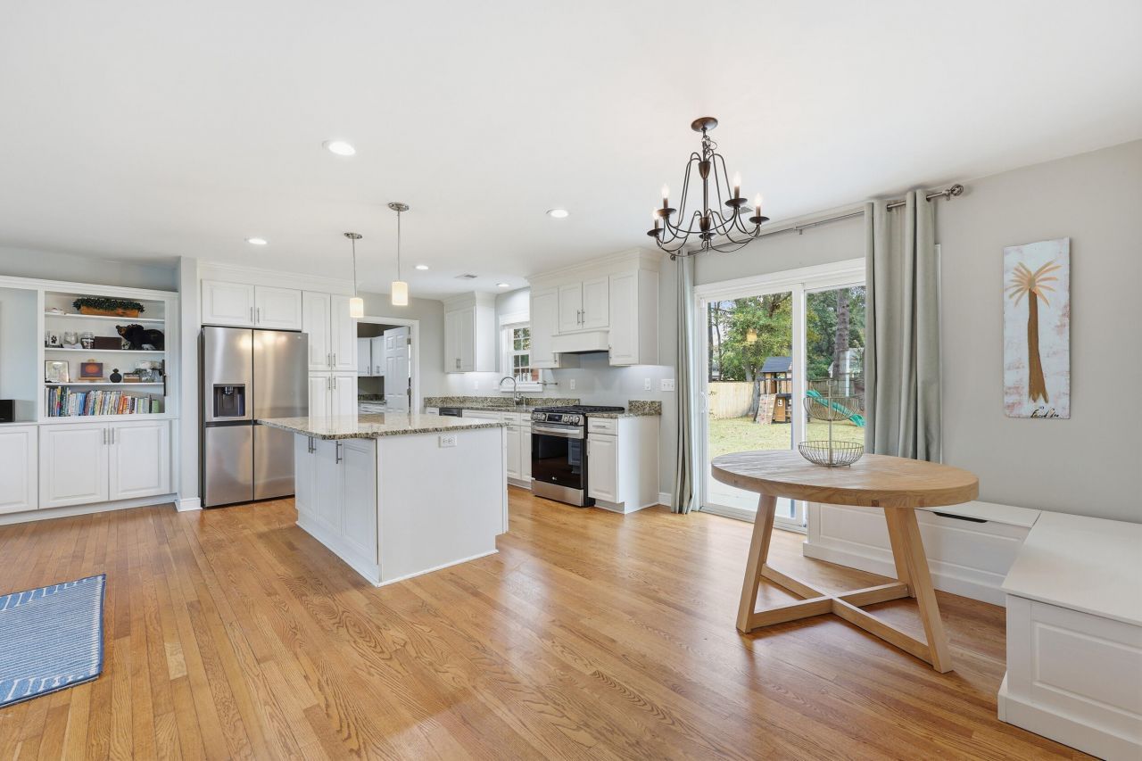 376 Hoff Avenue Photo 14