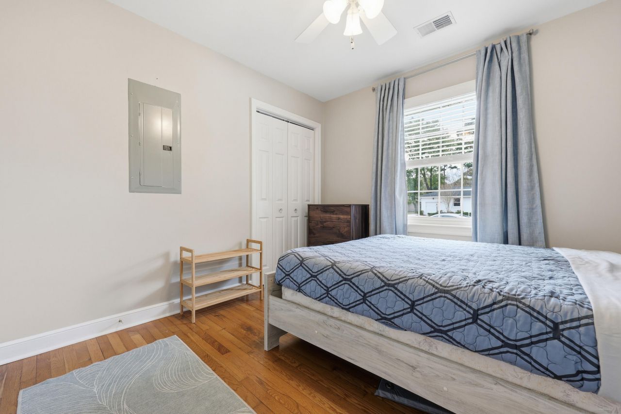 376 Hoff Avenue Photo 37