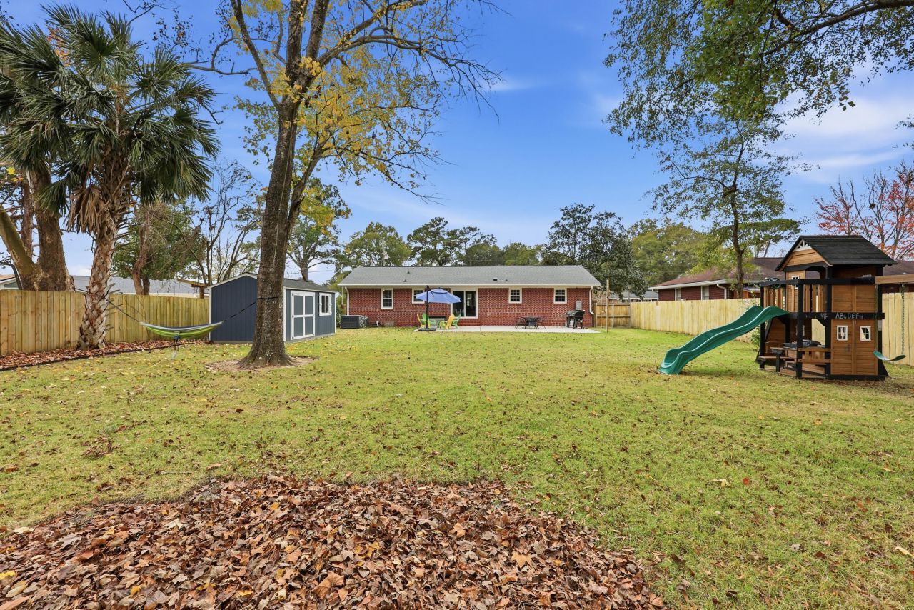 376 Hoff Avenue Photo 45